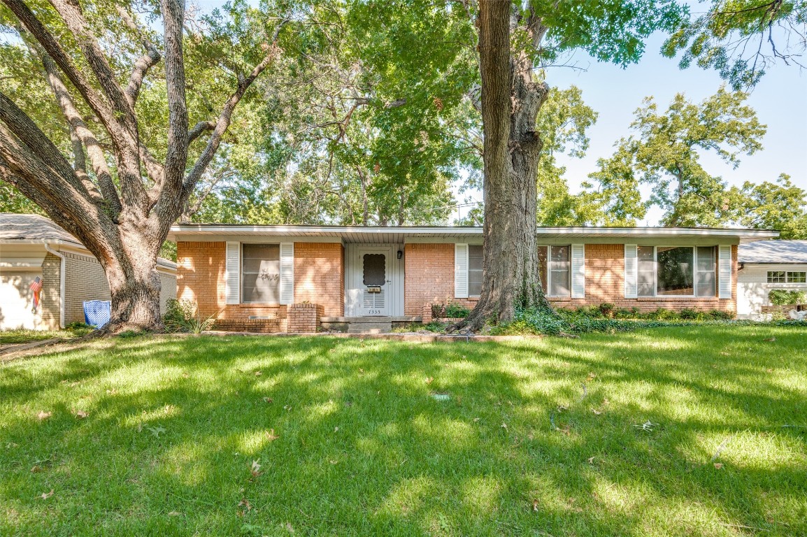 7335 Fenton Drive Dallas TX 75231