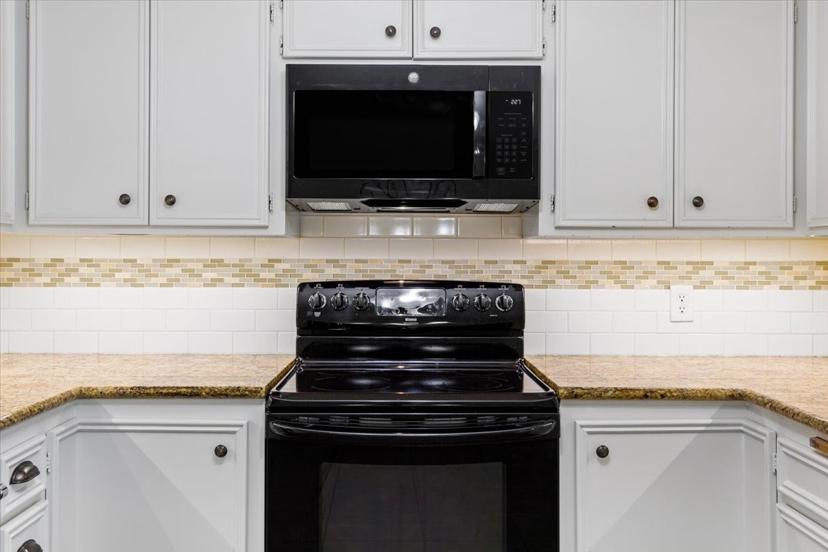 10014 Burgundy Drive Woodway TX 76712
