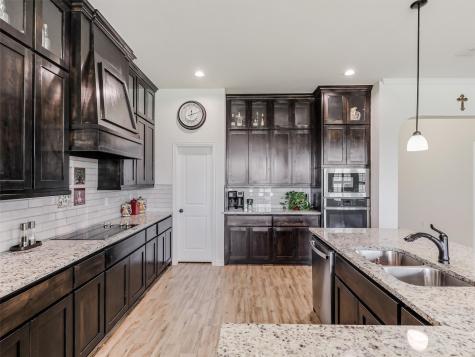 451 Tristin Lane Waxahachie TX 75167