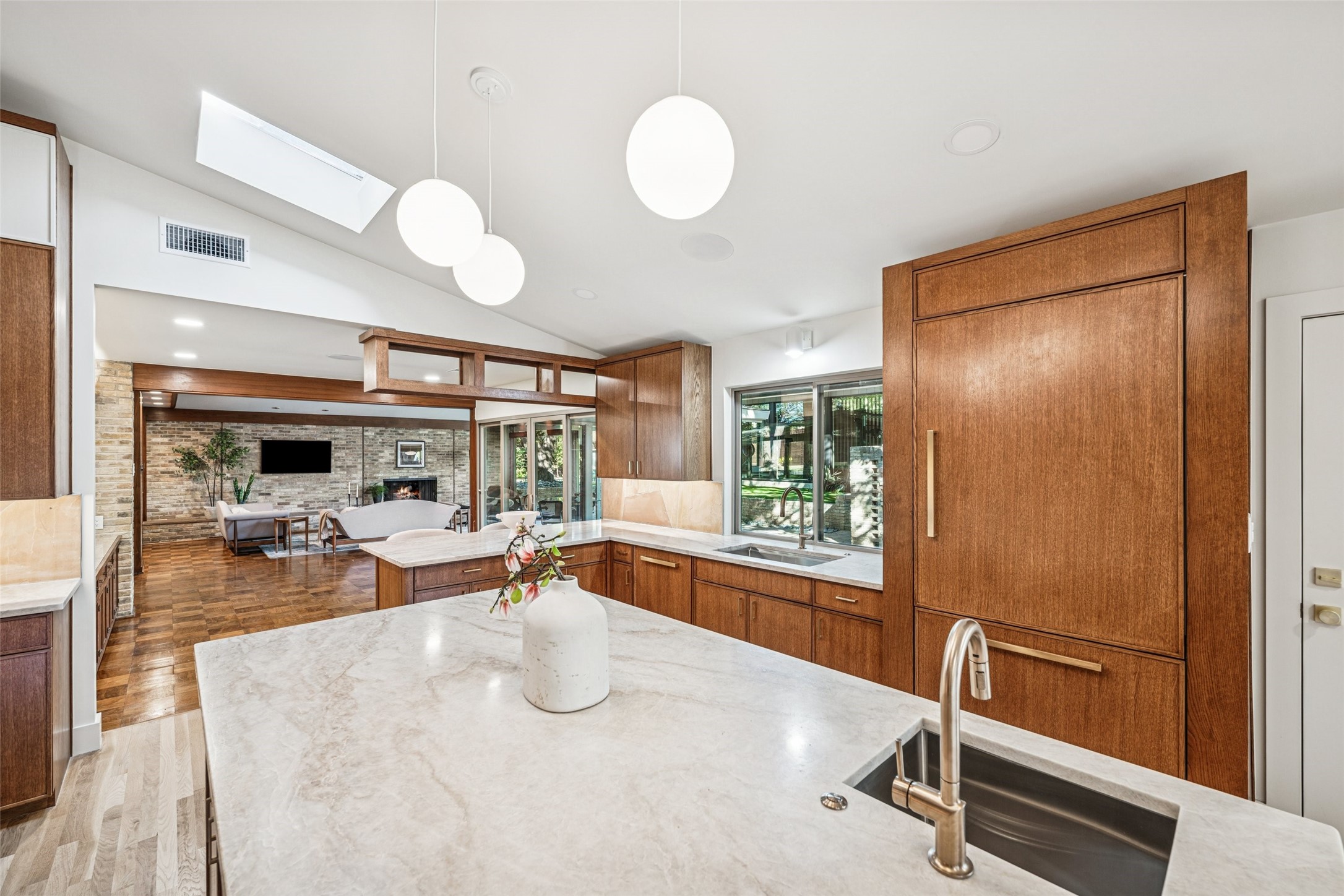 11410 Saint Michaels Drive Dallas TX 75230