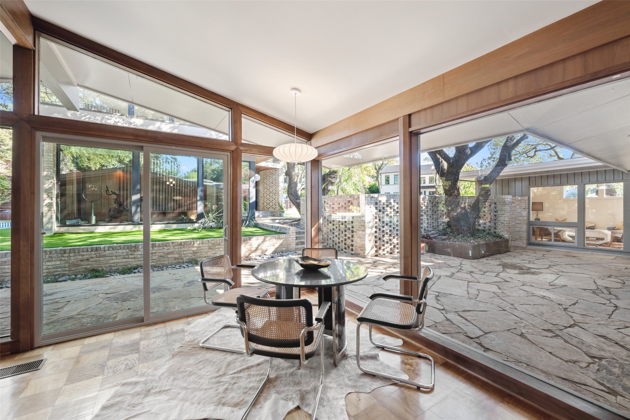 11410 Saint Michaels Drive Dallas TX 75230