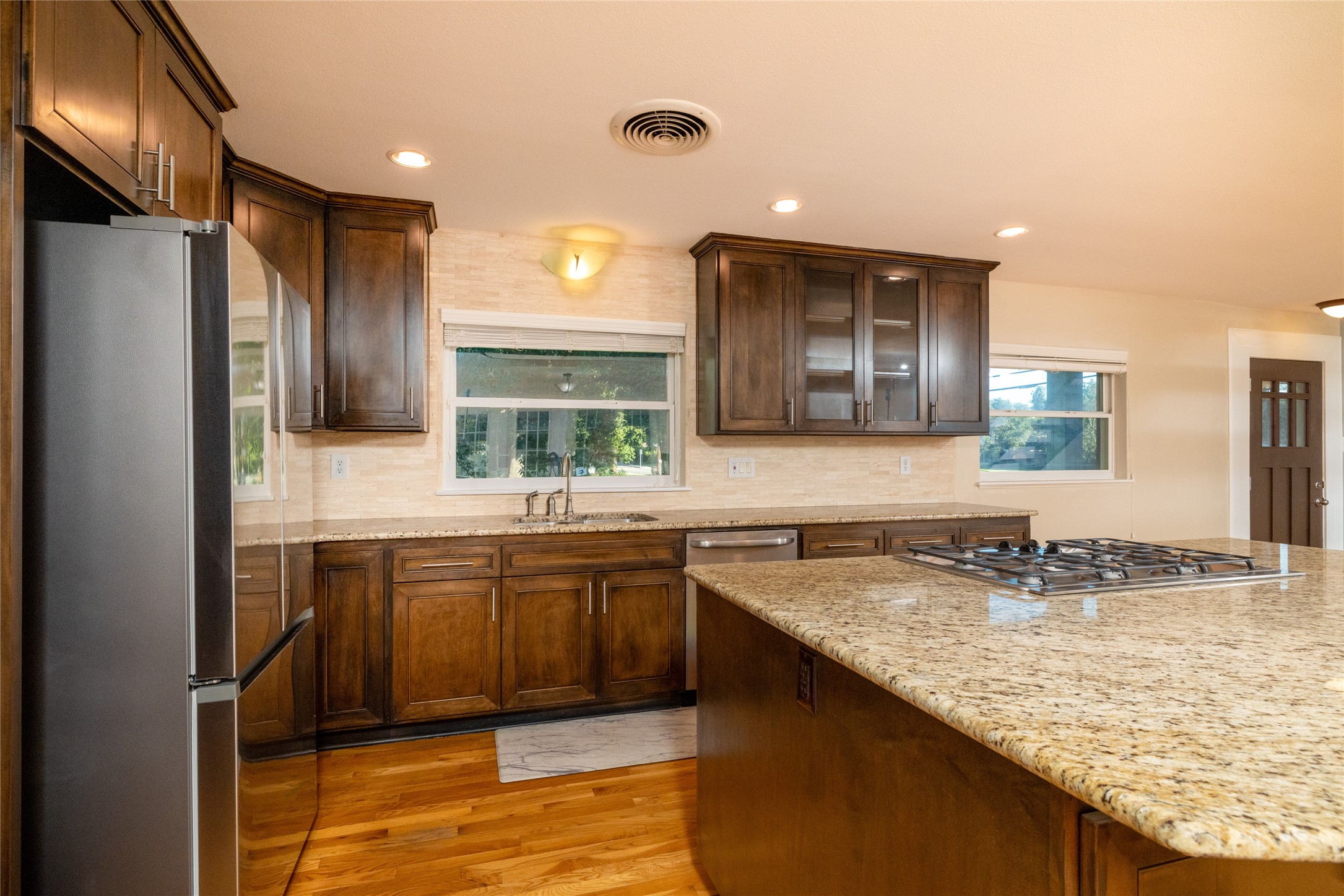 6401 Drury Lane Fort Worth TX 76116