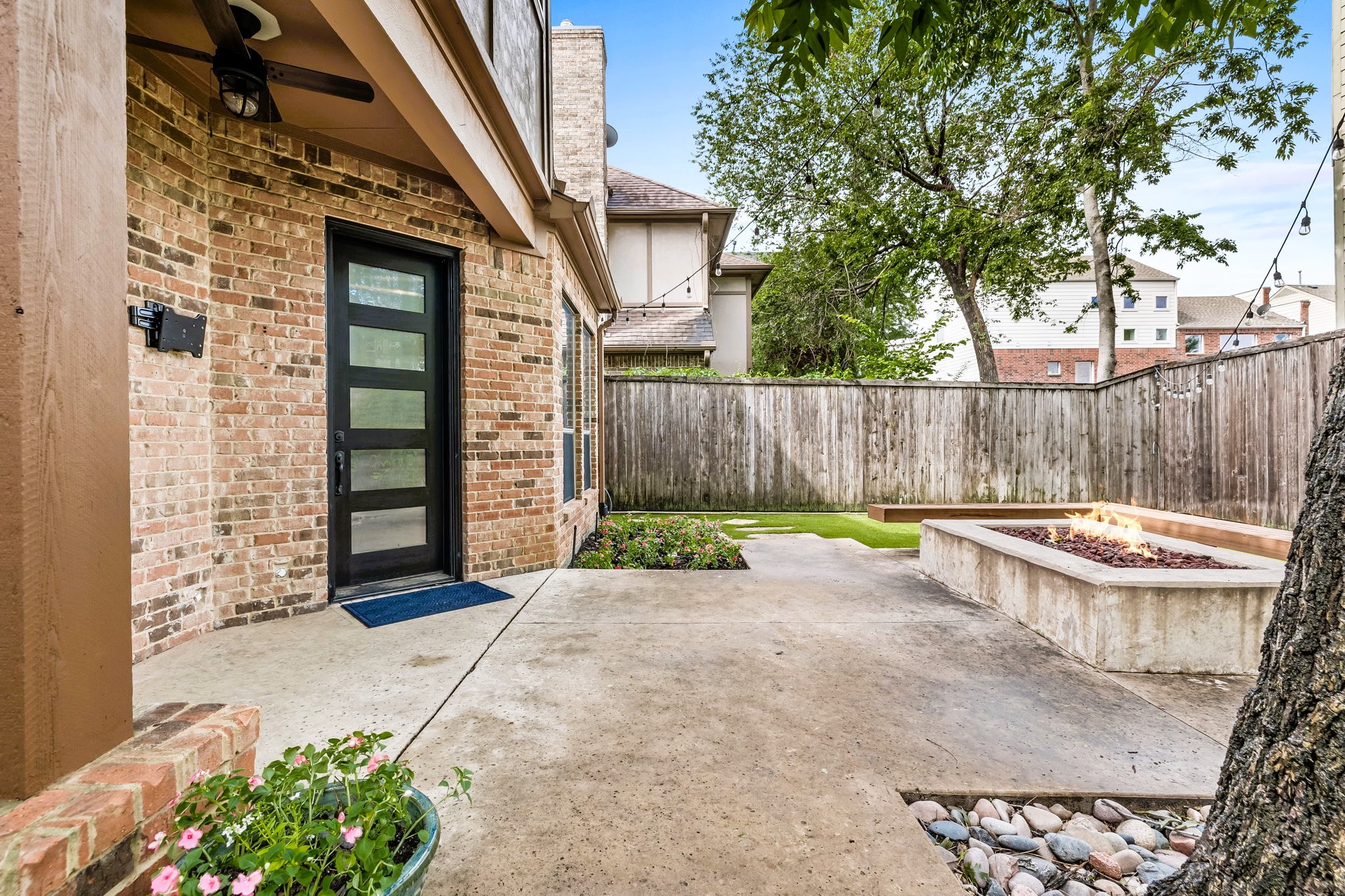 4929 Alcott Street Dallas TX 75206