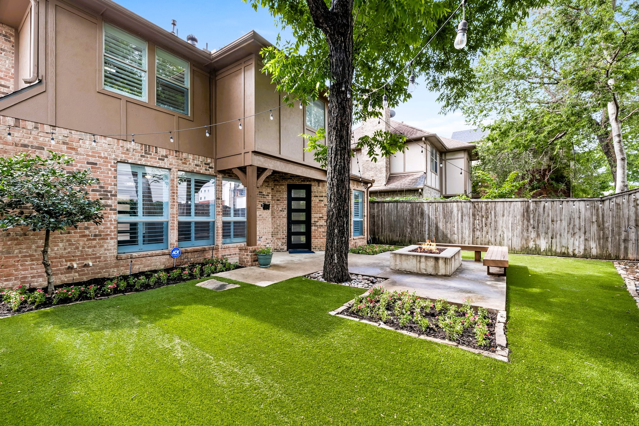 4929 Alcott Street Dallas TX 75206