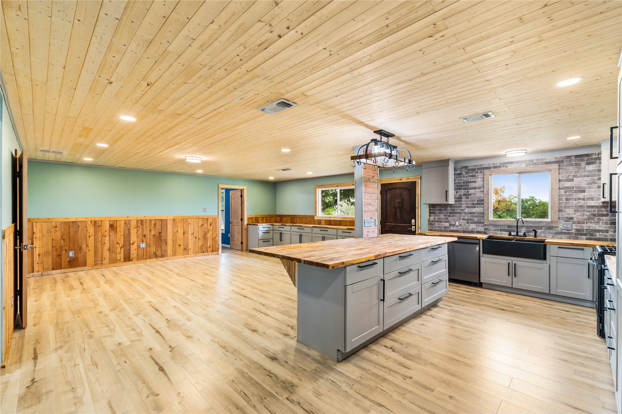 14001 Highway 377 S Brookesmith TX 76827