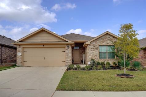304 Foxhunter Street Fort Worth TX 76131