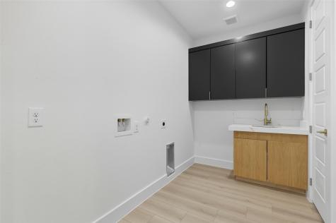 1906 Leath Street Dallas TX 75212