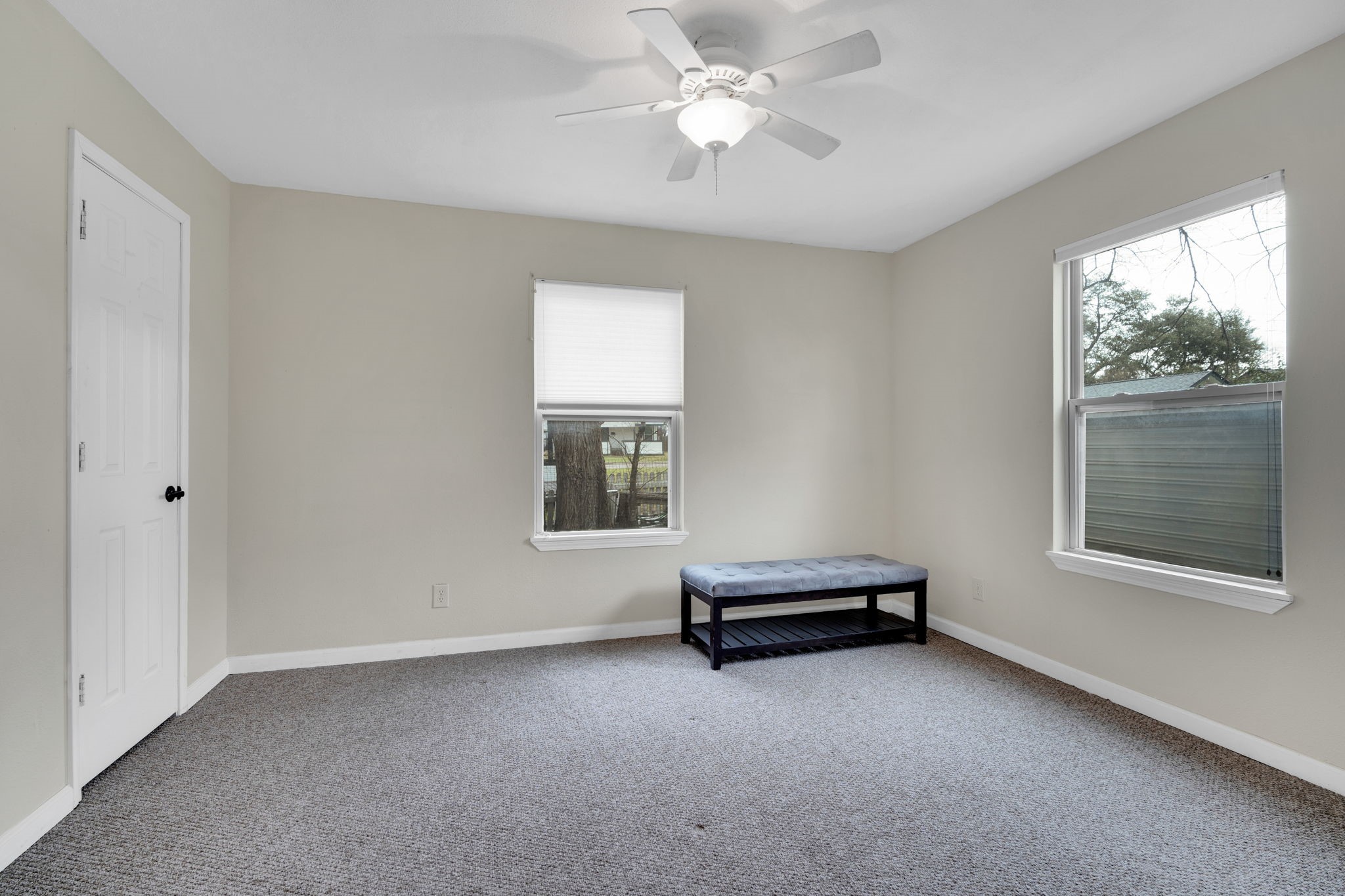 205 W Latimer Street Ennis TX 75119
