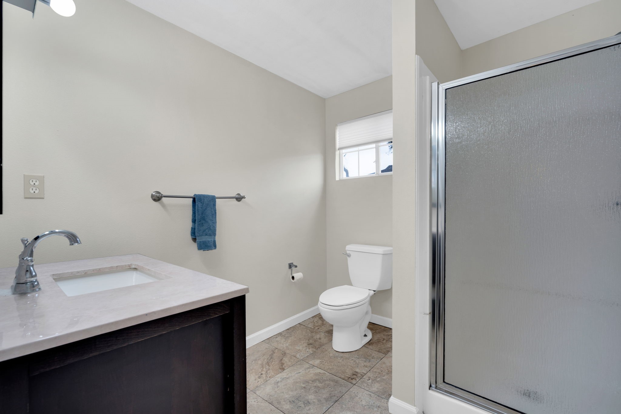 205 W Latimer Street Ennis TX 75119