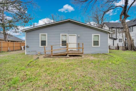 205 W Latimer Street Ennis TX 75119