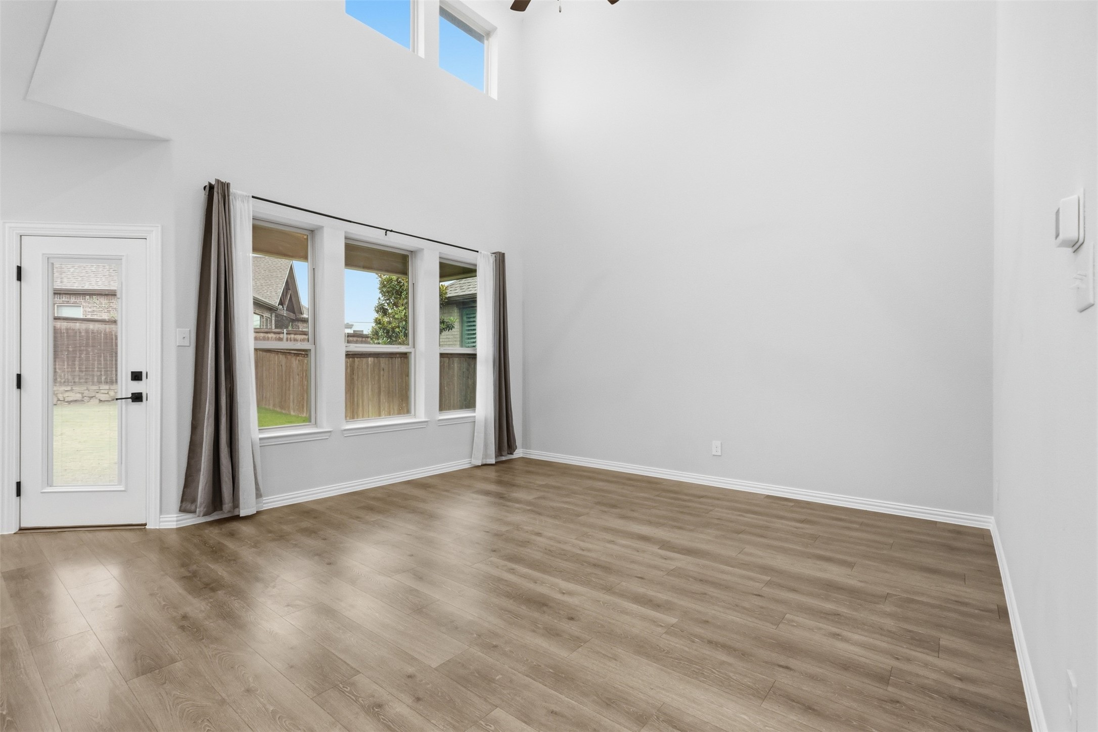 1549 Eleanor Drive Fort Worth TX 76052