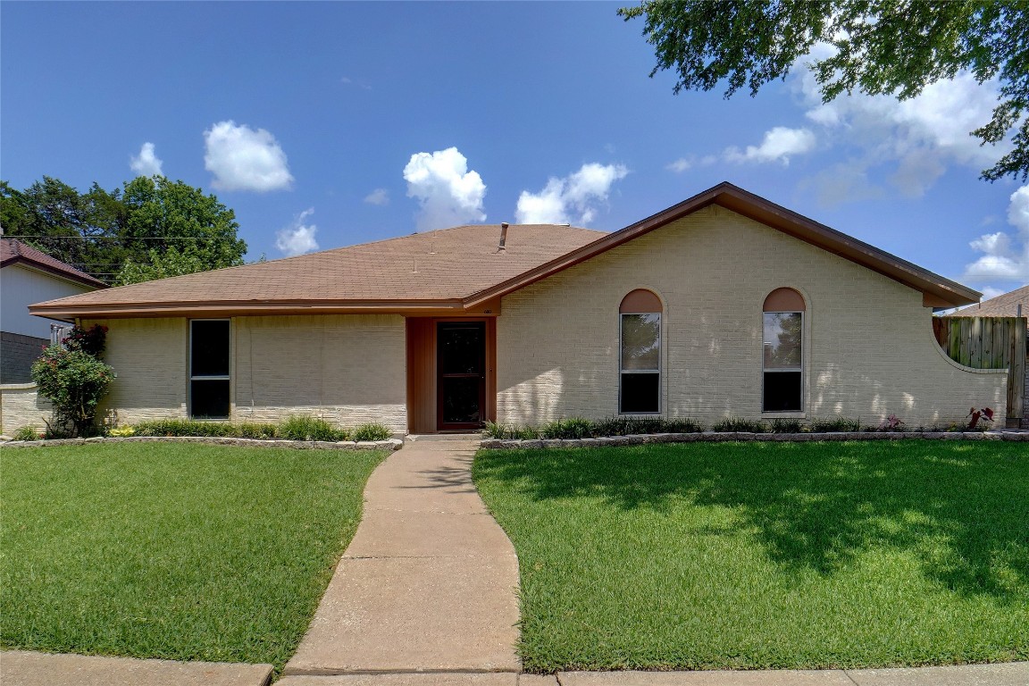 600 Robinlynn Street Mesquite TX 75149