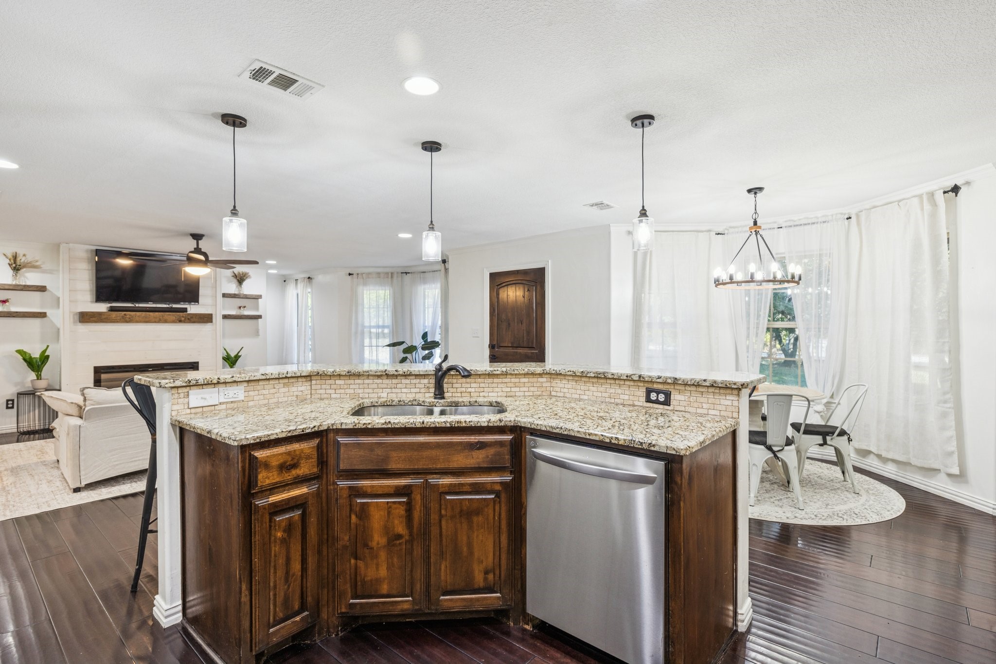 3390 Zion Hill Road Weatherford TX 76088