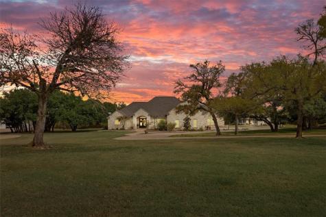 300 Winding Trail Crawford TX 76638