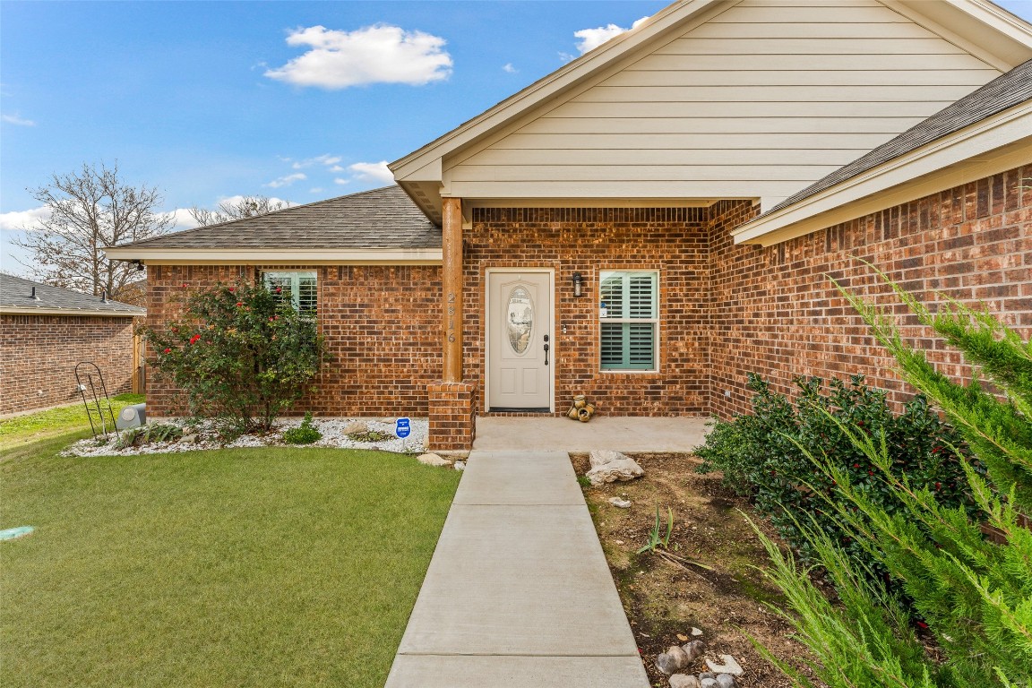 2816 Steepleridge Circle Granbury TX 76048