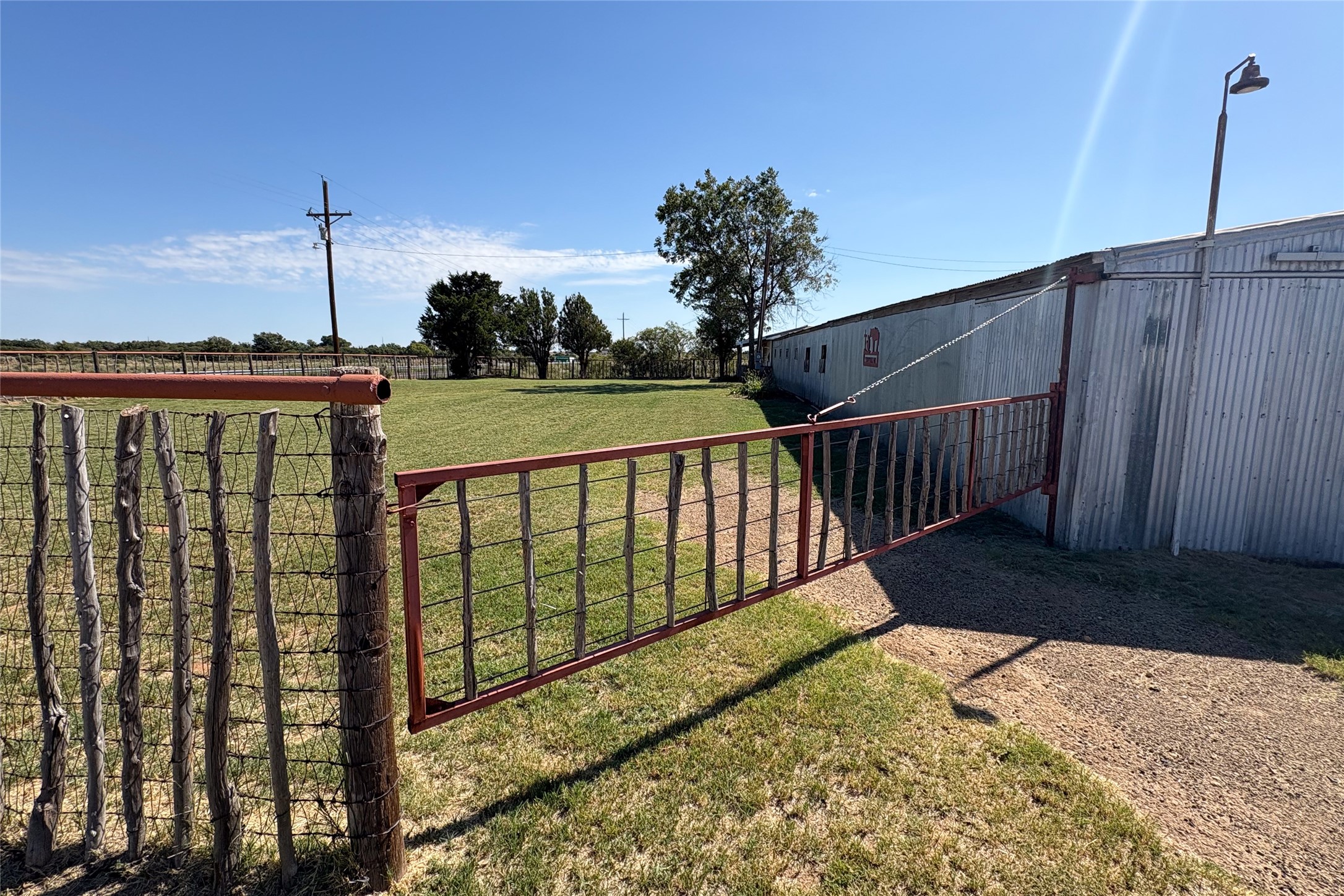 7550 Us Highway 287 E Vernon TX 76384