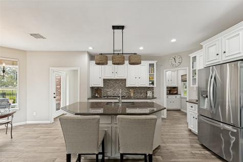 511 Royal Lakes Boulevard Richmond TX 77469