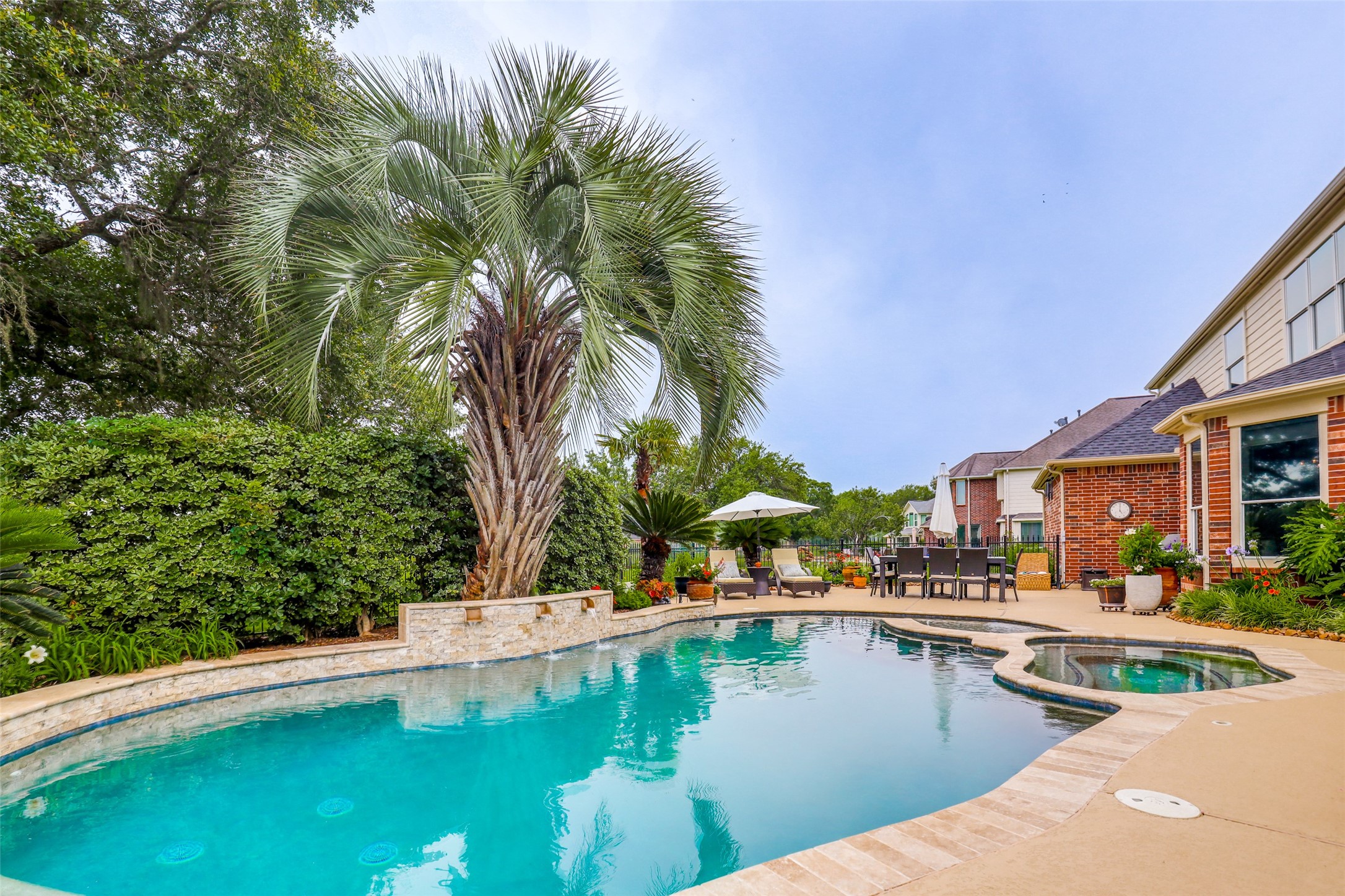 511 Royal Lakes Boulevard Richmond TX 77469