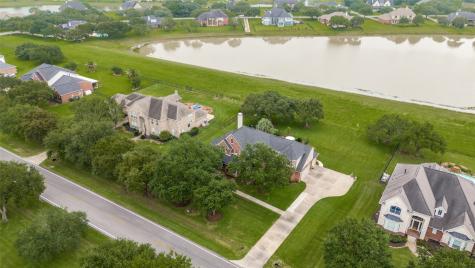 511 Royal Lakes Boulevard Richmond TX 77469