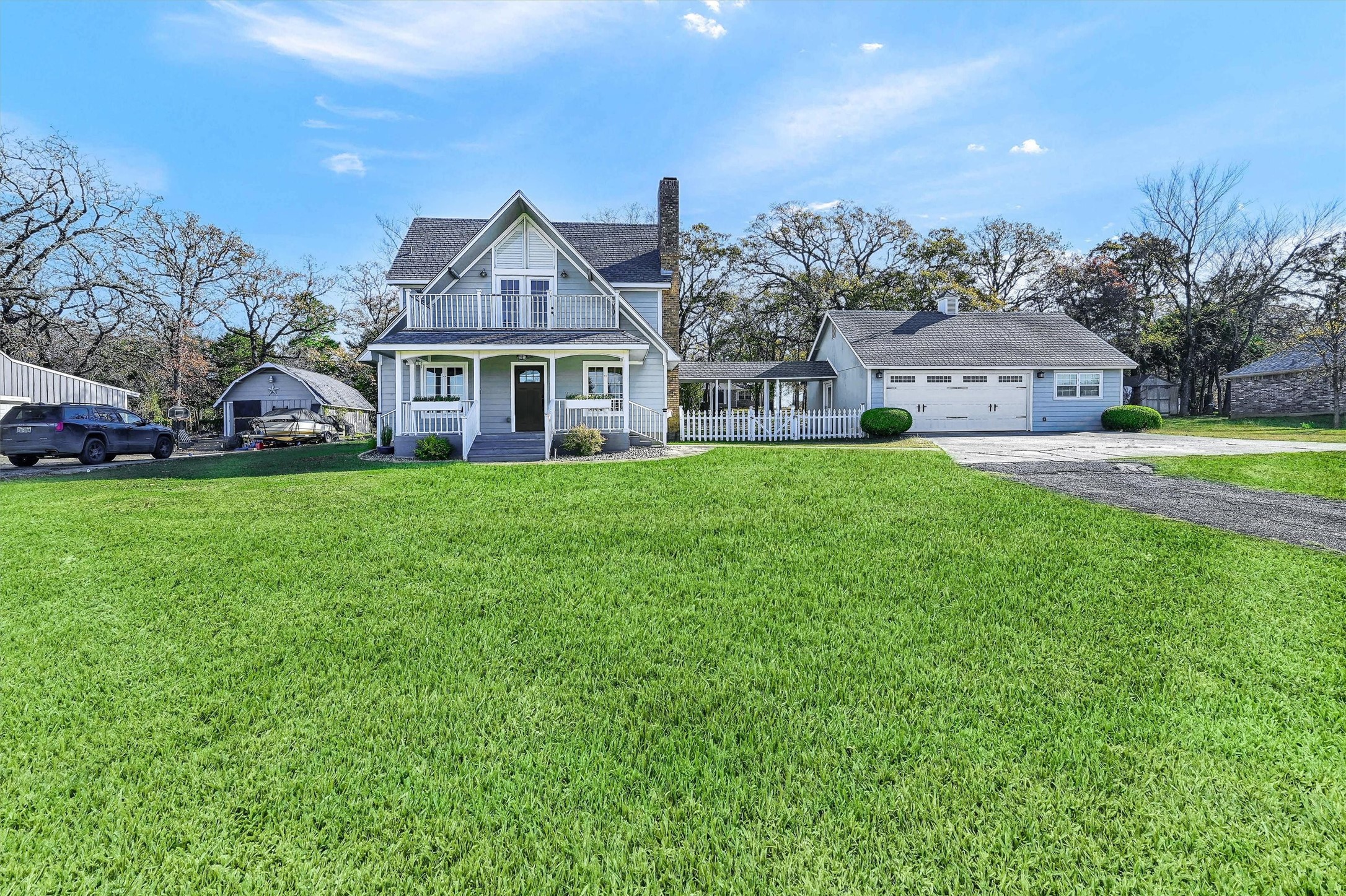 123 Pontiac Drive Lake Kiowa TX 76240