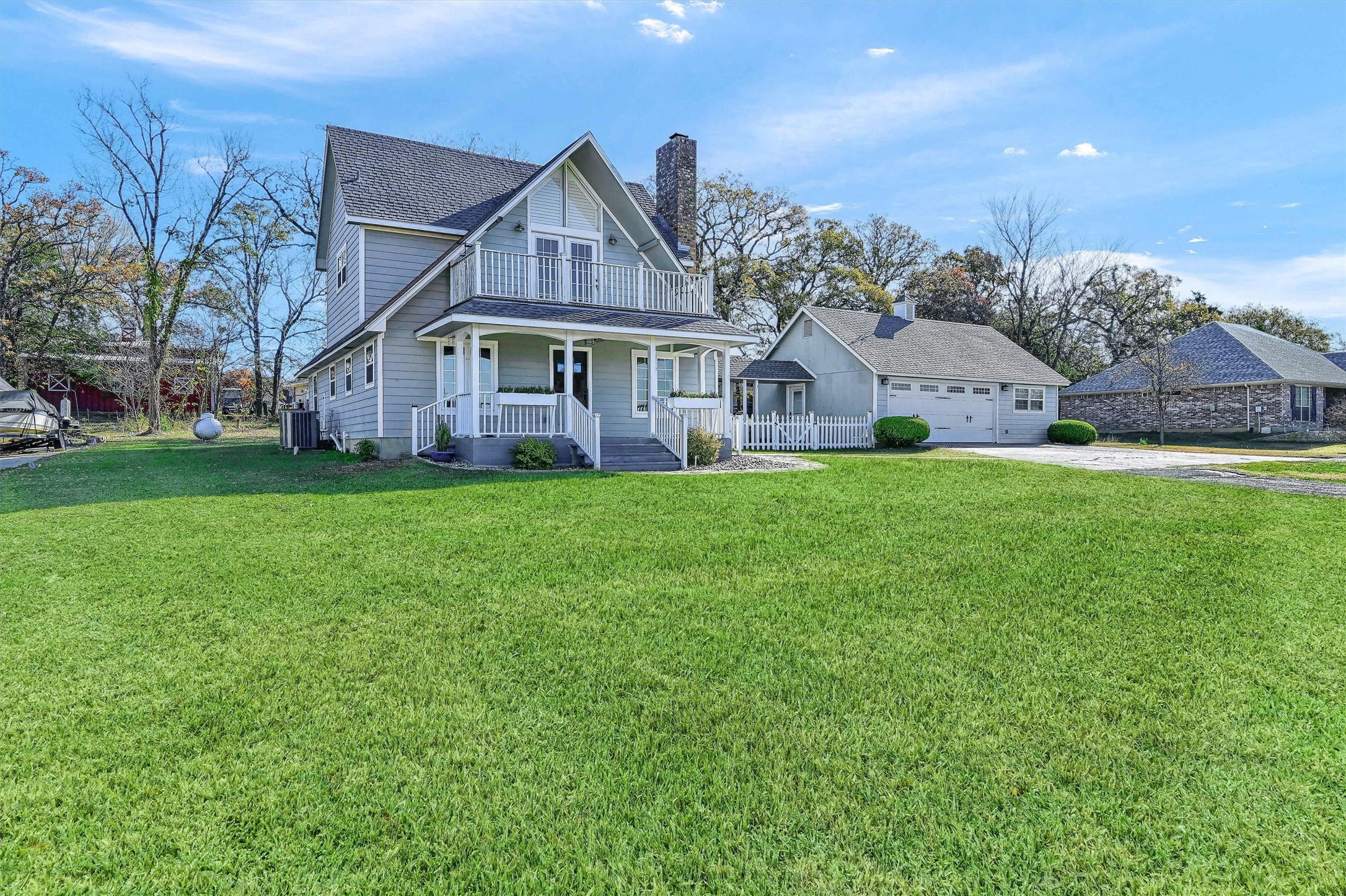 123 Pontiac Drive Lake Kiowa TX 76240