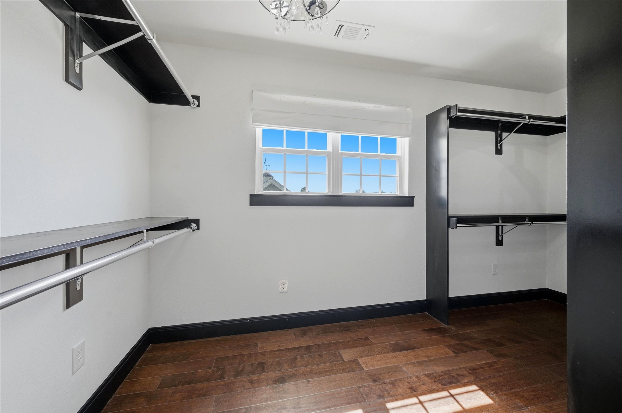 123 Pontiac Drive Lake Kiowa TX 76240