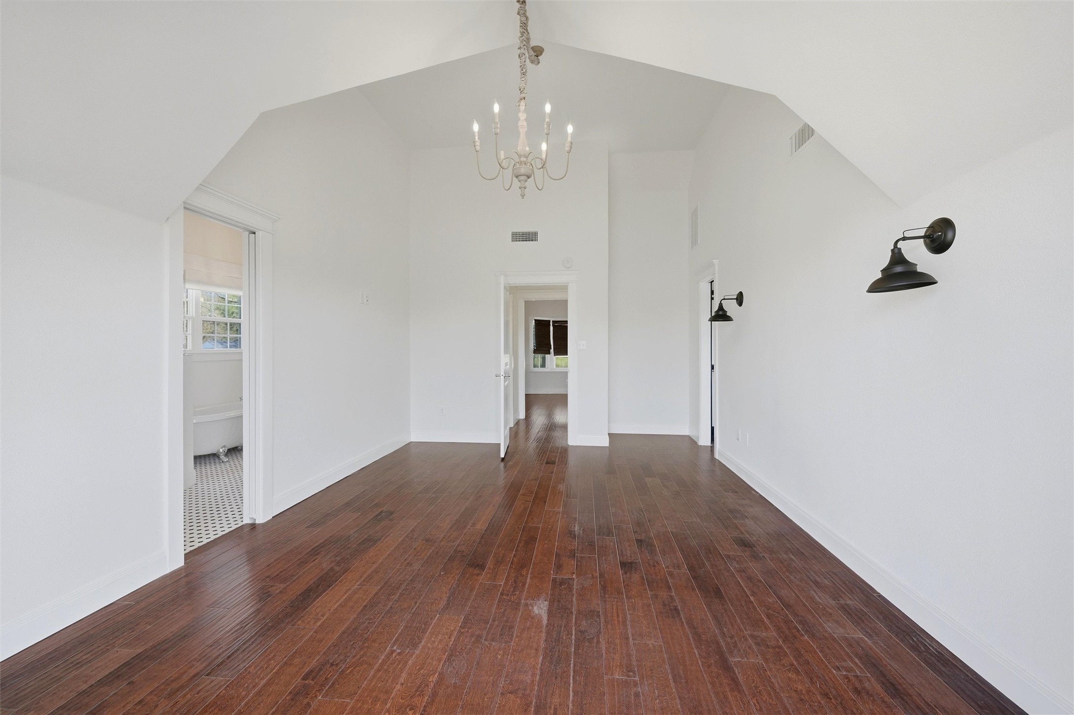 123 Pontiac Drive Lake Kiowa TX 76240