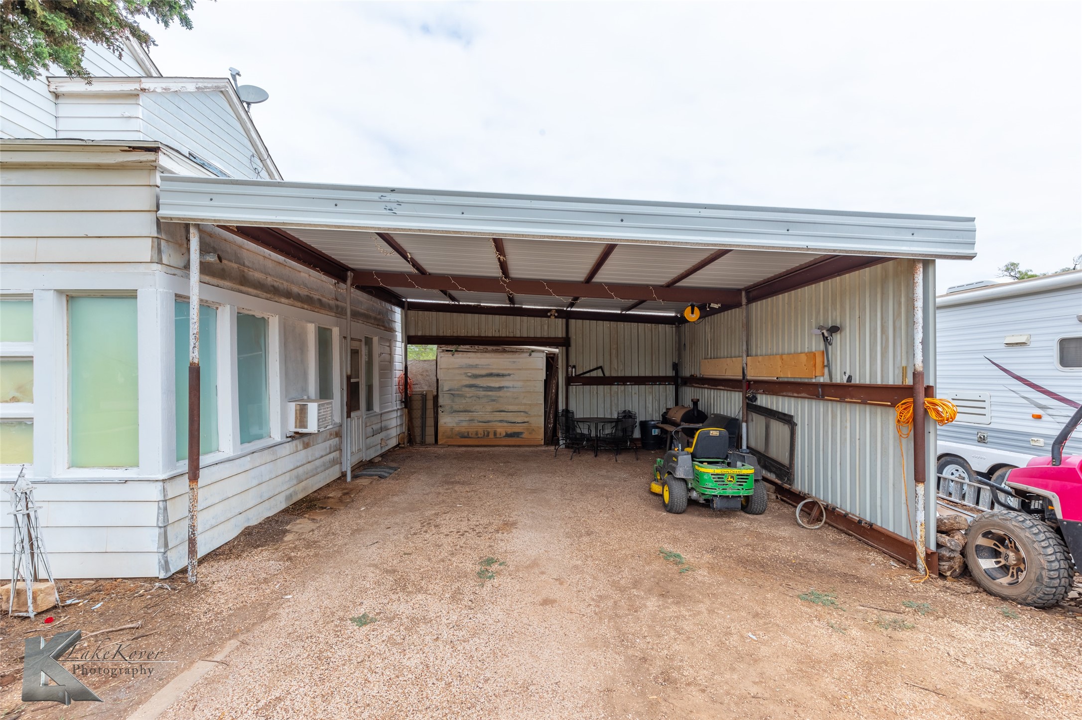 1005 E Wells Street Stamford TX 79553
