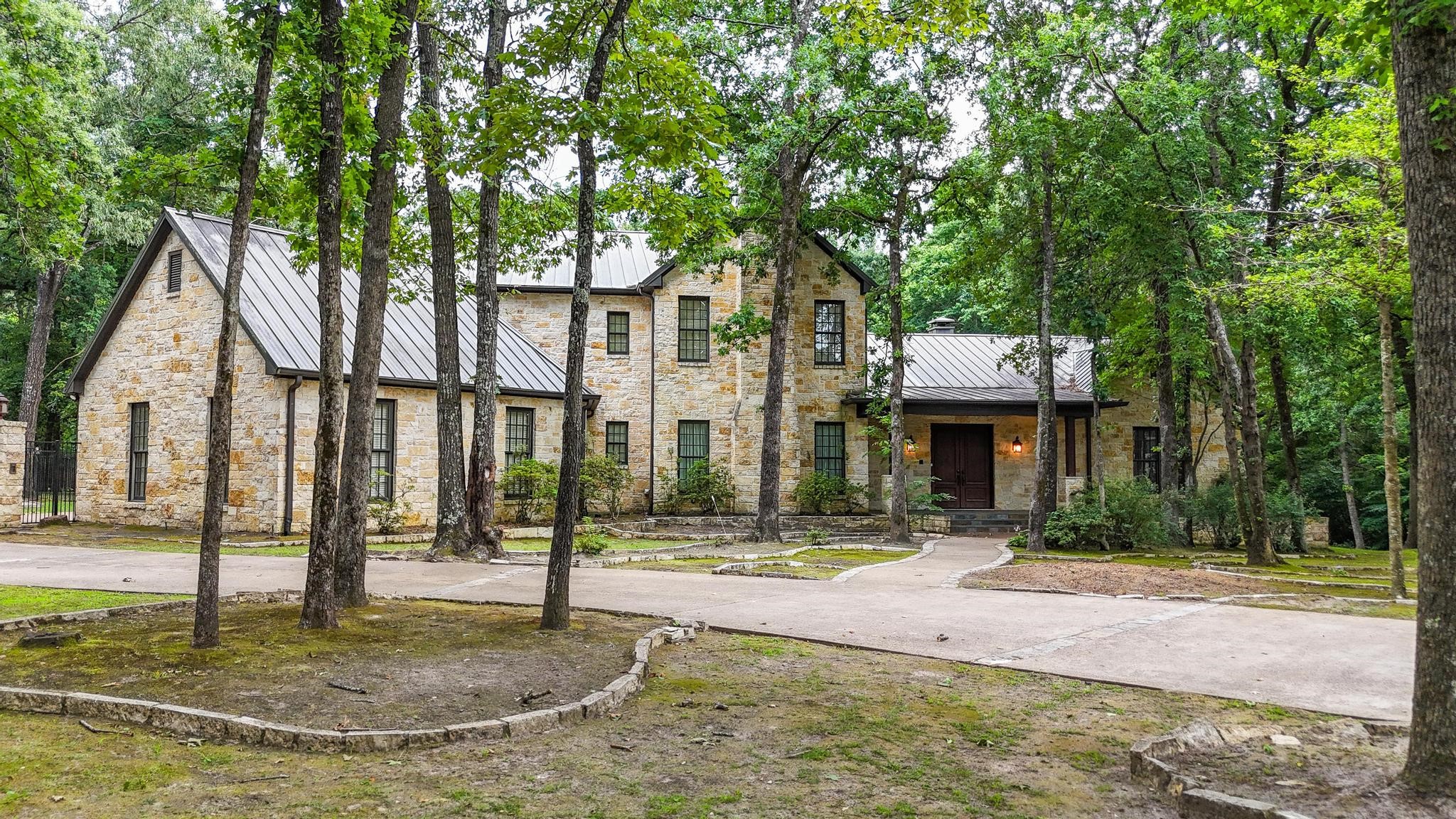 3025 Stonegate Boulevard Tyler TX 75703