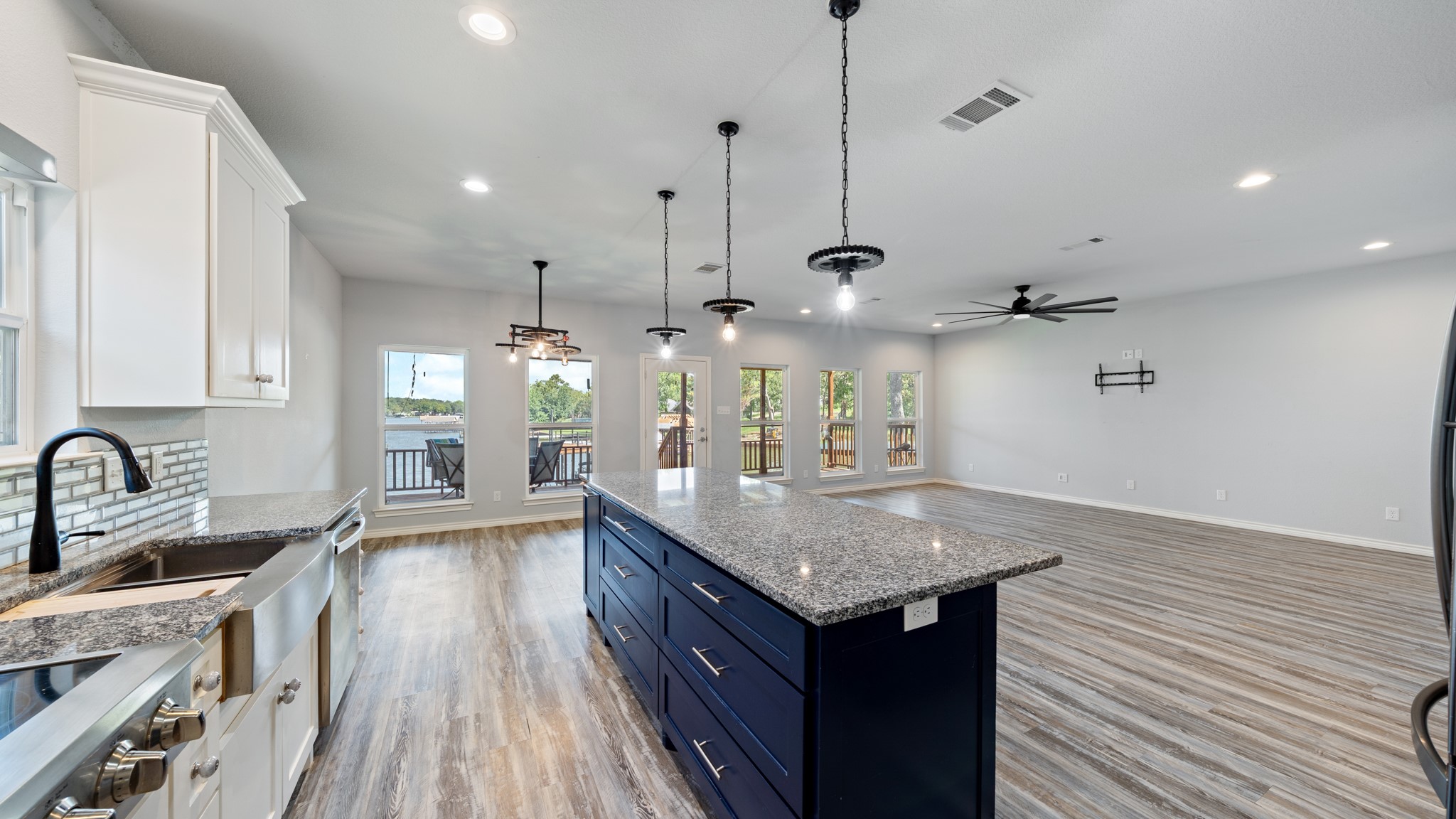 151 Sun Down Trail Mabank TX 75156