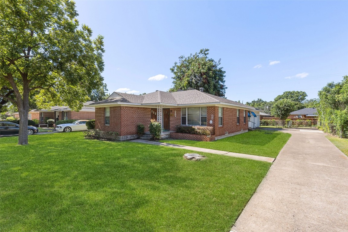 1713 Arrow Lane Garland TX 75042