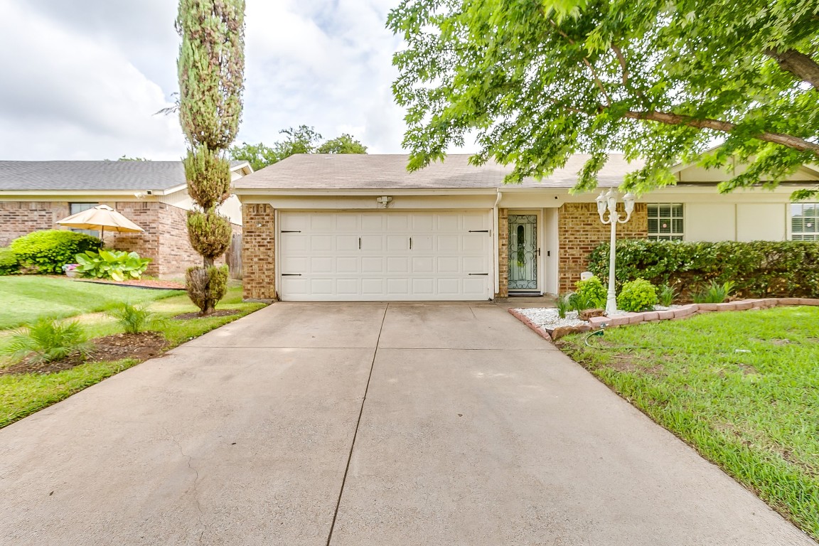 1244 Steinburg Lane Fort Worth TX 76134