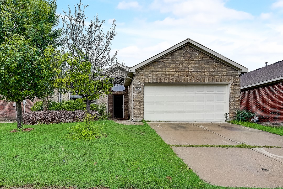 8629 Vista Grande Drive Dallas TX 75249