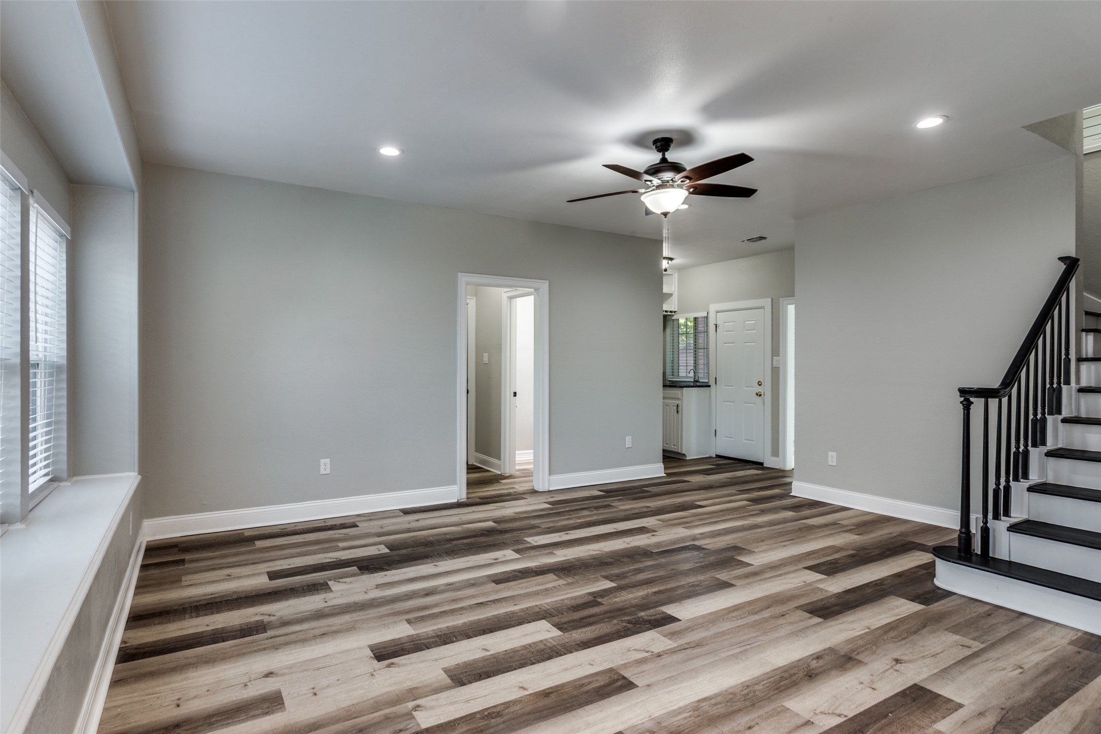 2103 Bay Club Drive Arlington TX 76013
