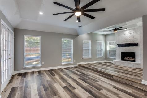 2103 Bay Club Drive Arlington TX 76013