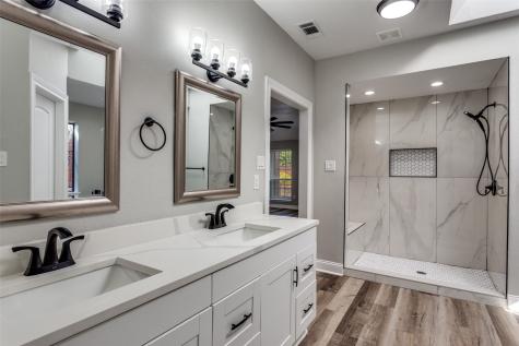 2103 Bay Club Drive Arlington TX 76013
