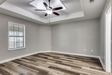 2103 Bay Club Drive Arlington TX 76013