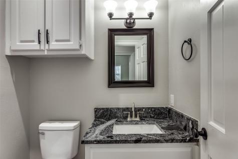 2103 Bay Club Drive Arlington TX 76013