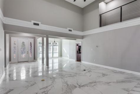 2103 Bay Club Drive Arlington TX 76013