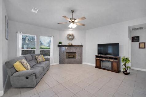 518 Clifton Court Midlothian TX 76065