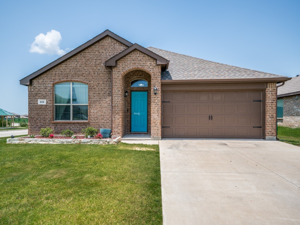 226 Meadowlands Drive Ponder TX 76259