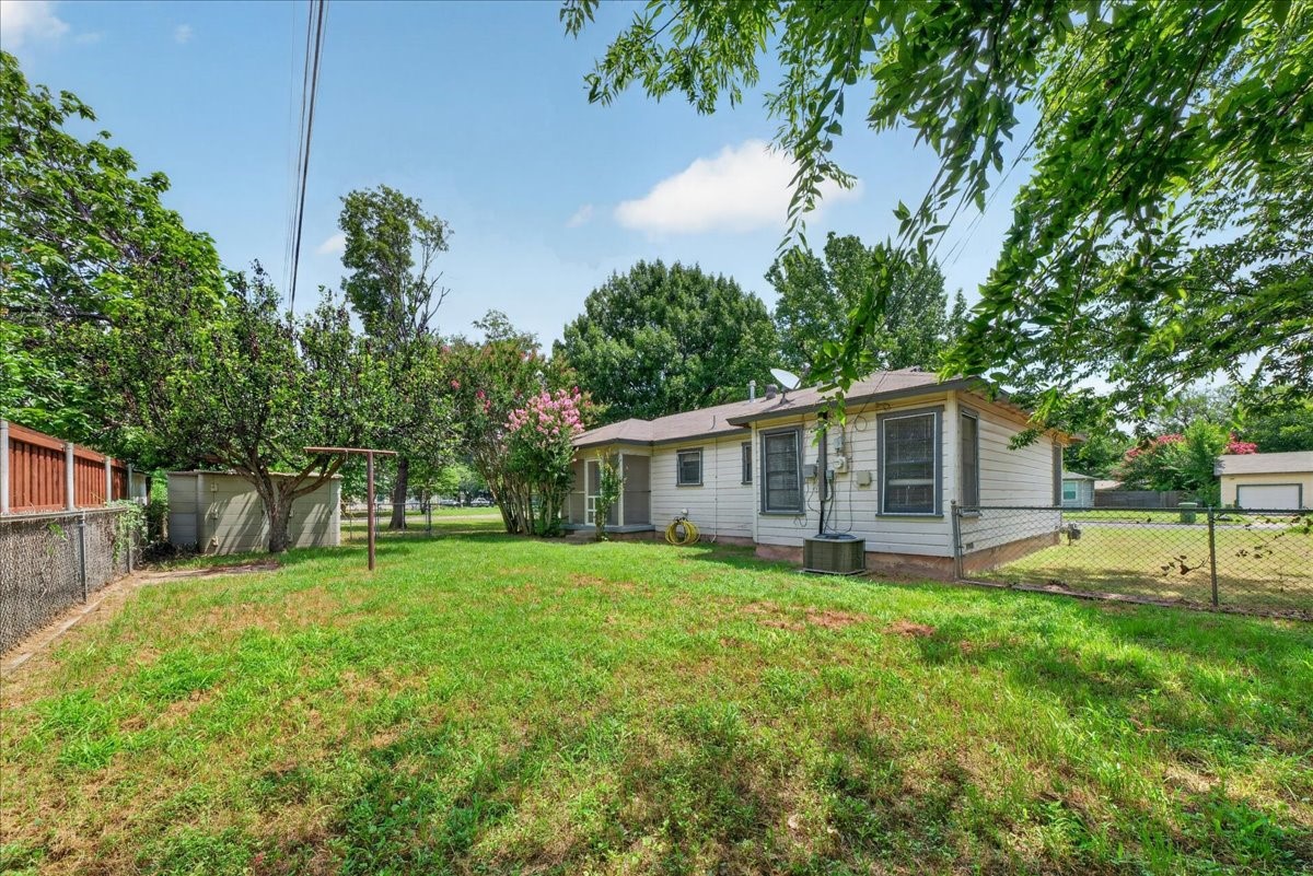 307 Norwood Drive Hurst TX 76053