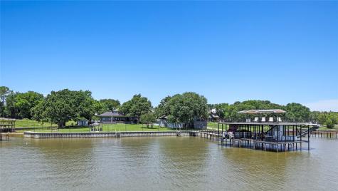 1301 Oak Hill Drive Kemp TX 75143