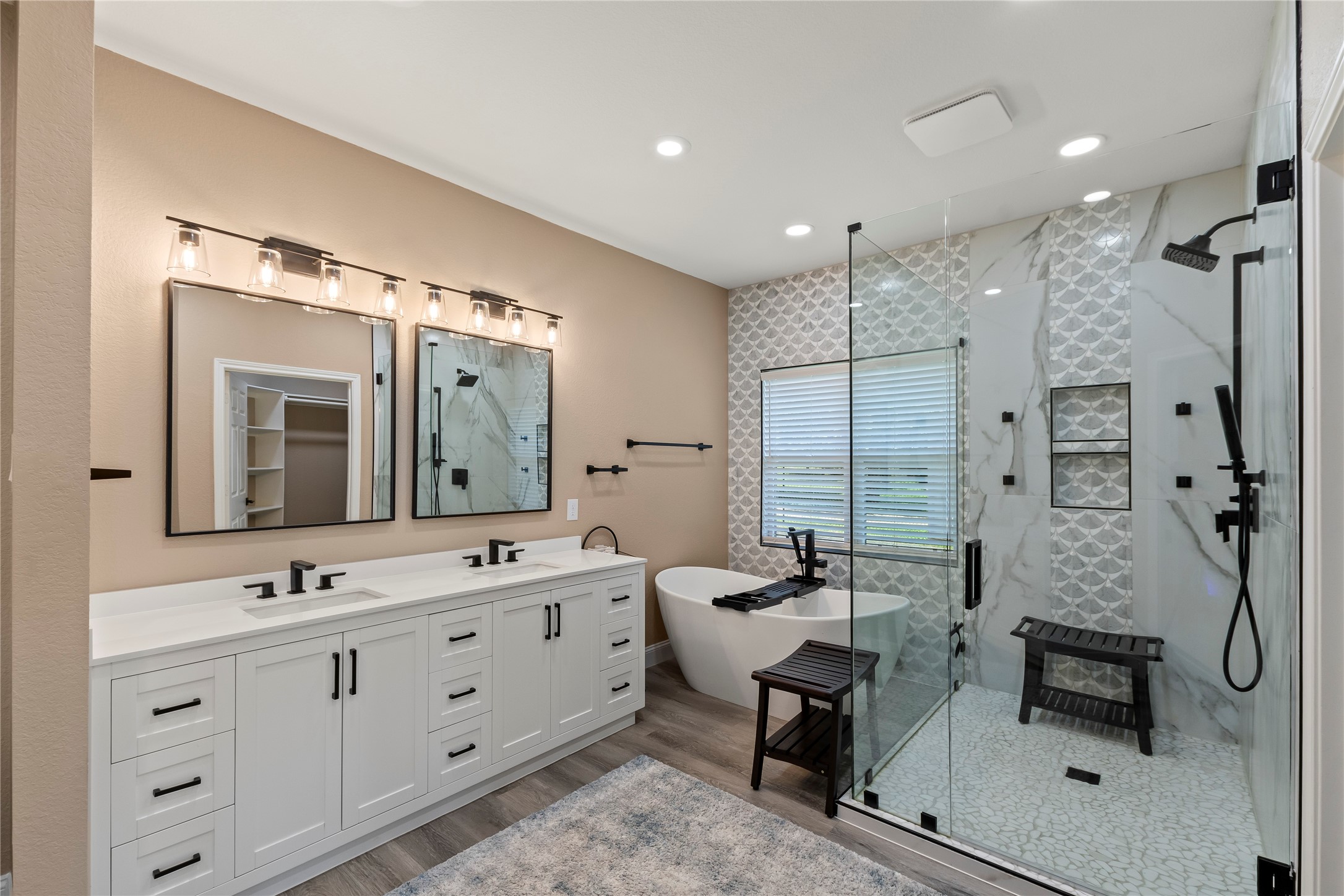 1301 Oak Hill Drive Kemp TX 75143