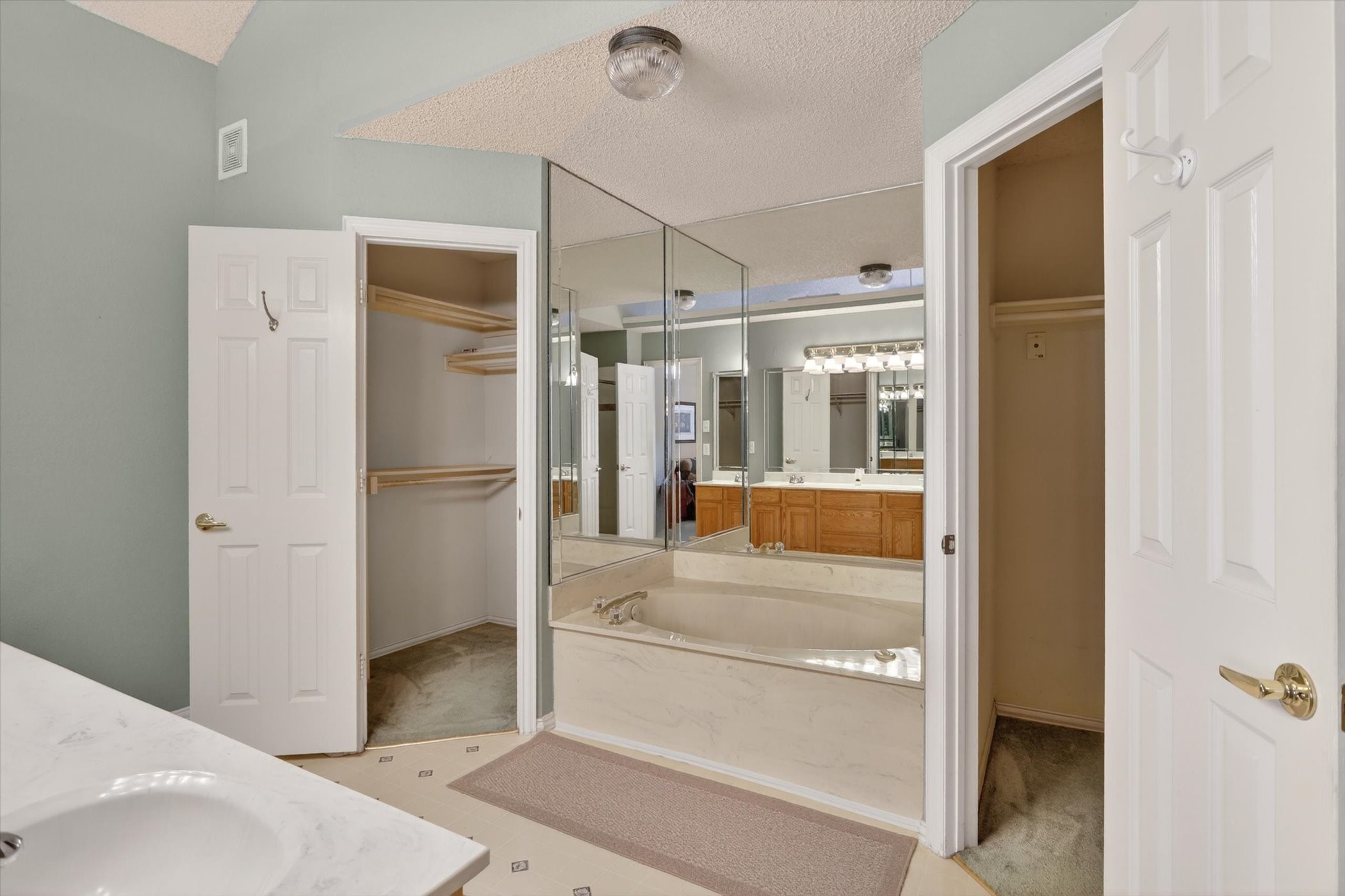 5125 Ivycrest Trail Arlington TX 76017