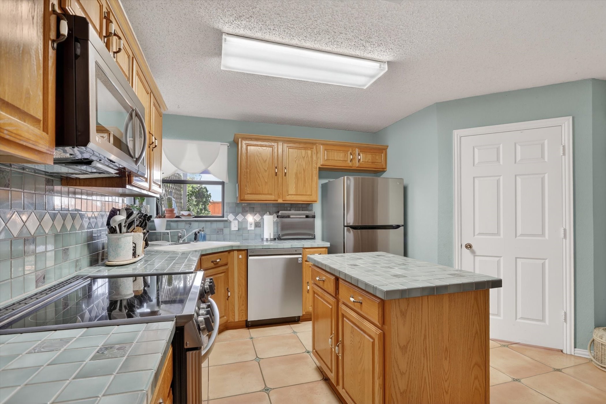 5125 Ivycrest Trail Arlington TX 76017