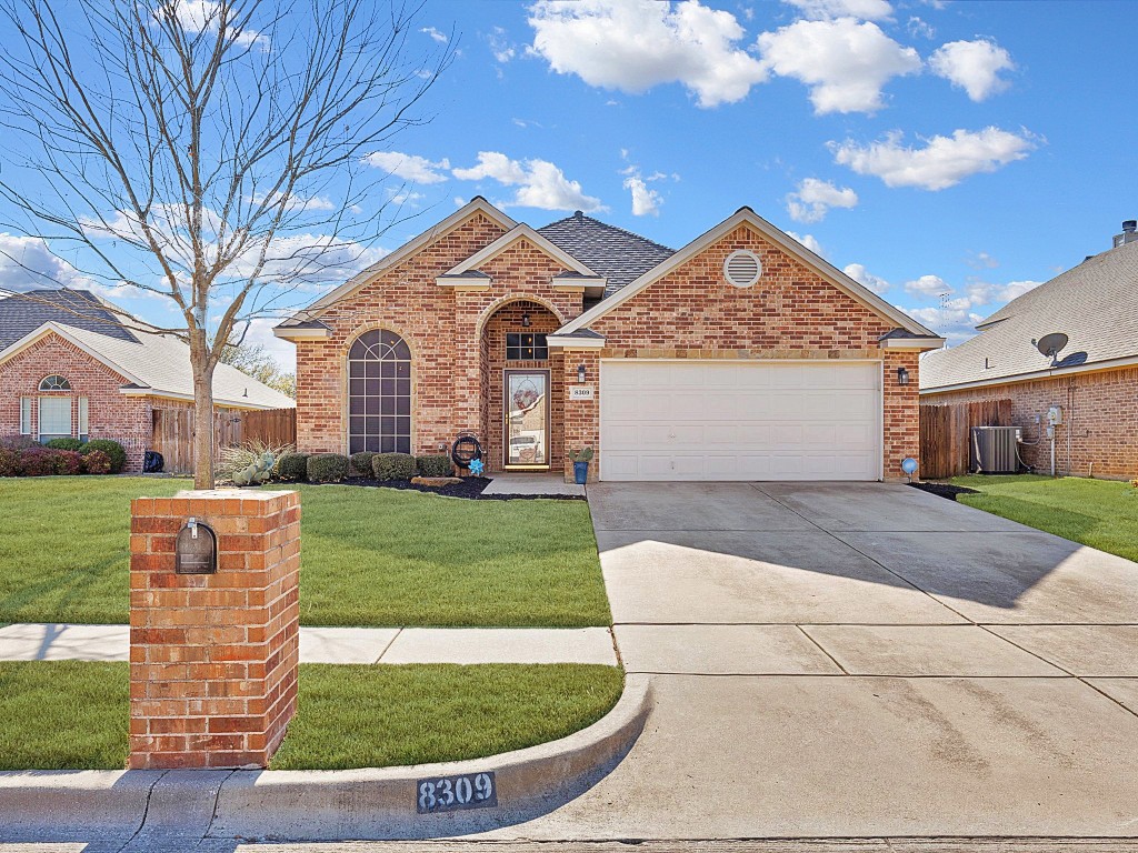 8309 Asta Court Benbrook TX 76126