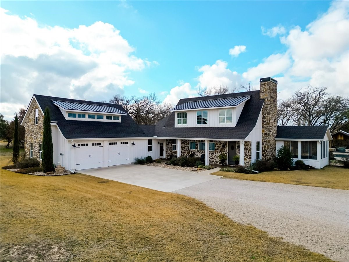 Weatherford TX, 220 Rock Springs Road