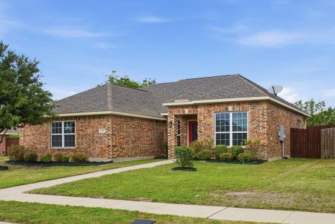 717 Roaring Springs Drive Glenn Heights TX 75154