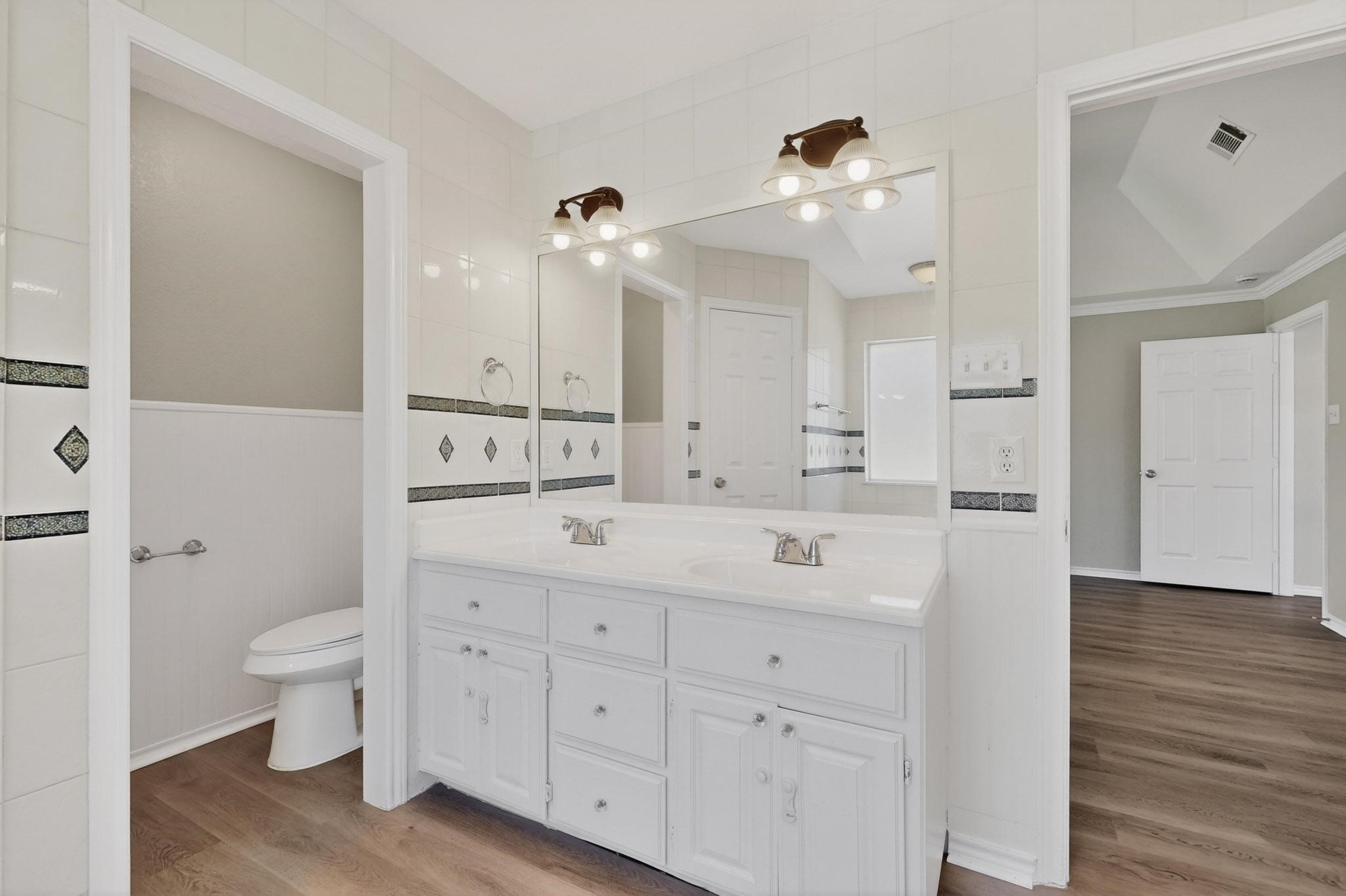 2601 Trail Tree Court Burleson TX 76028